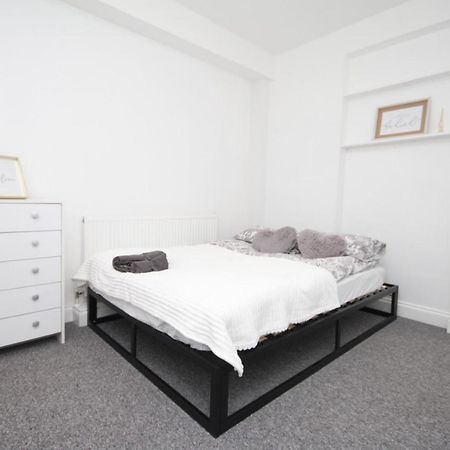 Lovely 3 Bed Spacious Flat Apartment In Central Λονδίνο Εξωτερικό φωτογραφία